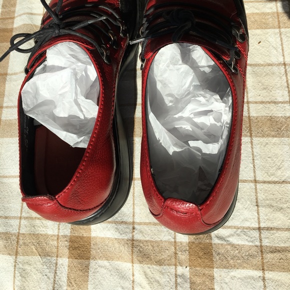 Dansko Red and Black tie-up Walking Shoes - Picture 6 of 16